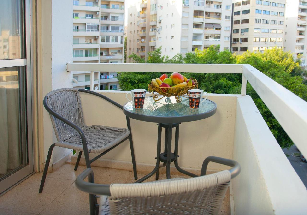 Poseidon Boutique Apartment 2 ليماسول المظهر الخارجي الصورة