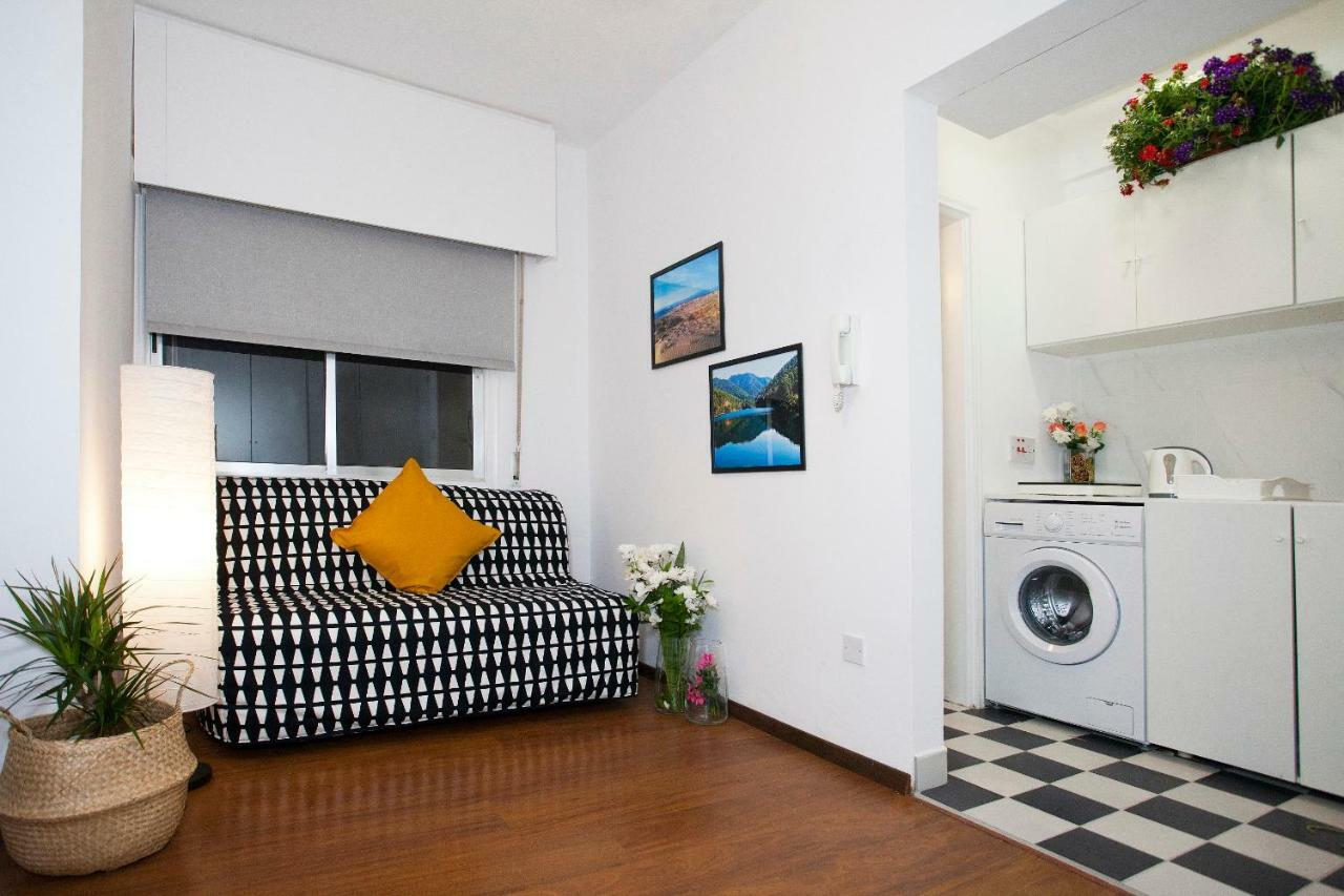Poseidon Boutique Apartment 2 ليماسول المظهر الخارجي الصورة